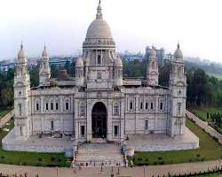 The Victoria Museum has completed its 100 years. The museum is said to be one of the finest buildings in the history of India.